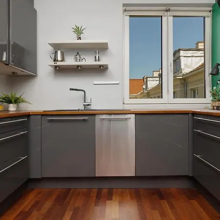 Apartman Comfy Centre By Renters